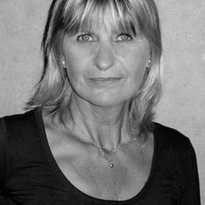 Mirella Pascual image
